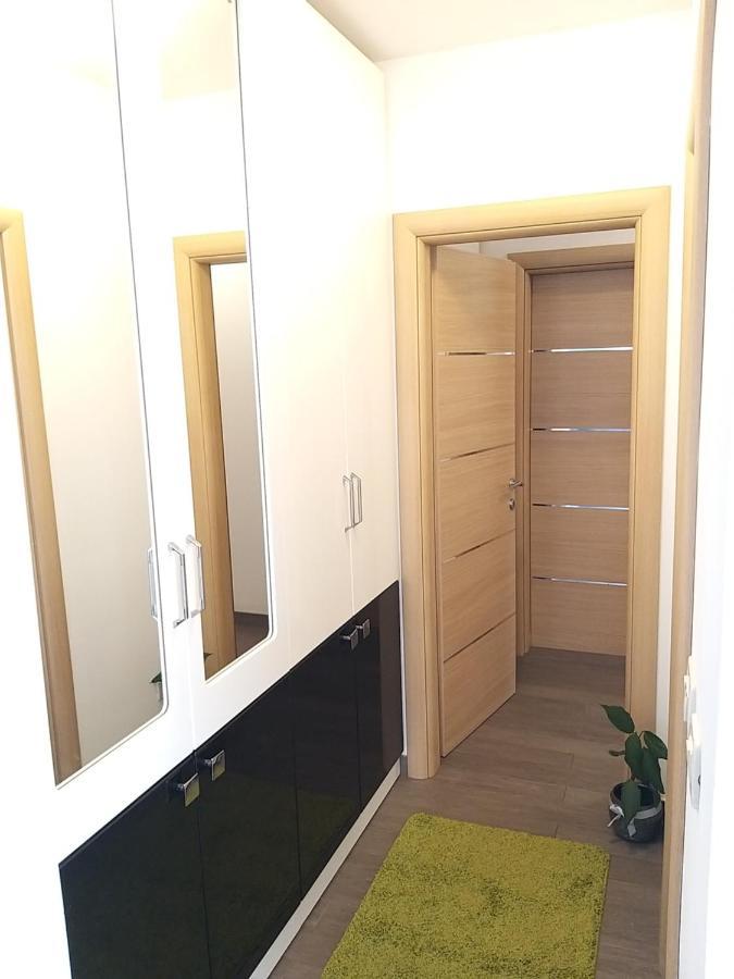 3 Bedroom Apartment With Terrace And Free Parking 스플리트 외부 사진